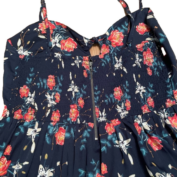Adorable Roxy Floral Mini Dress Size XL - Picture 5 of 6